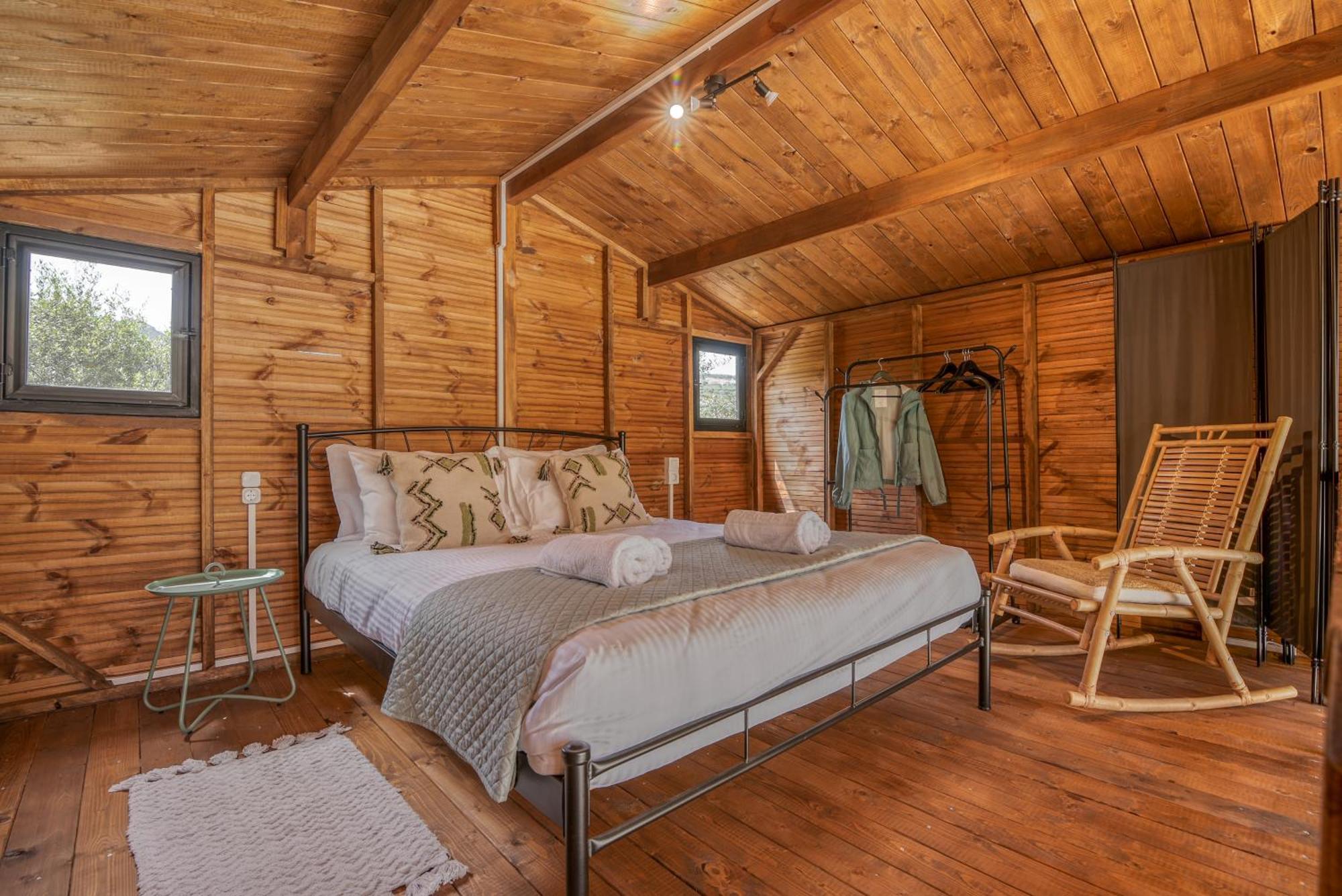 Wooden House Apartments Kalathenai 外观 照片