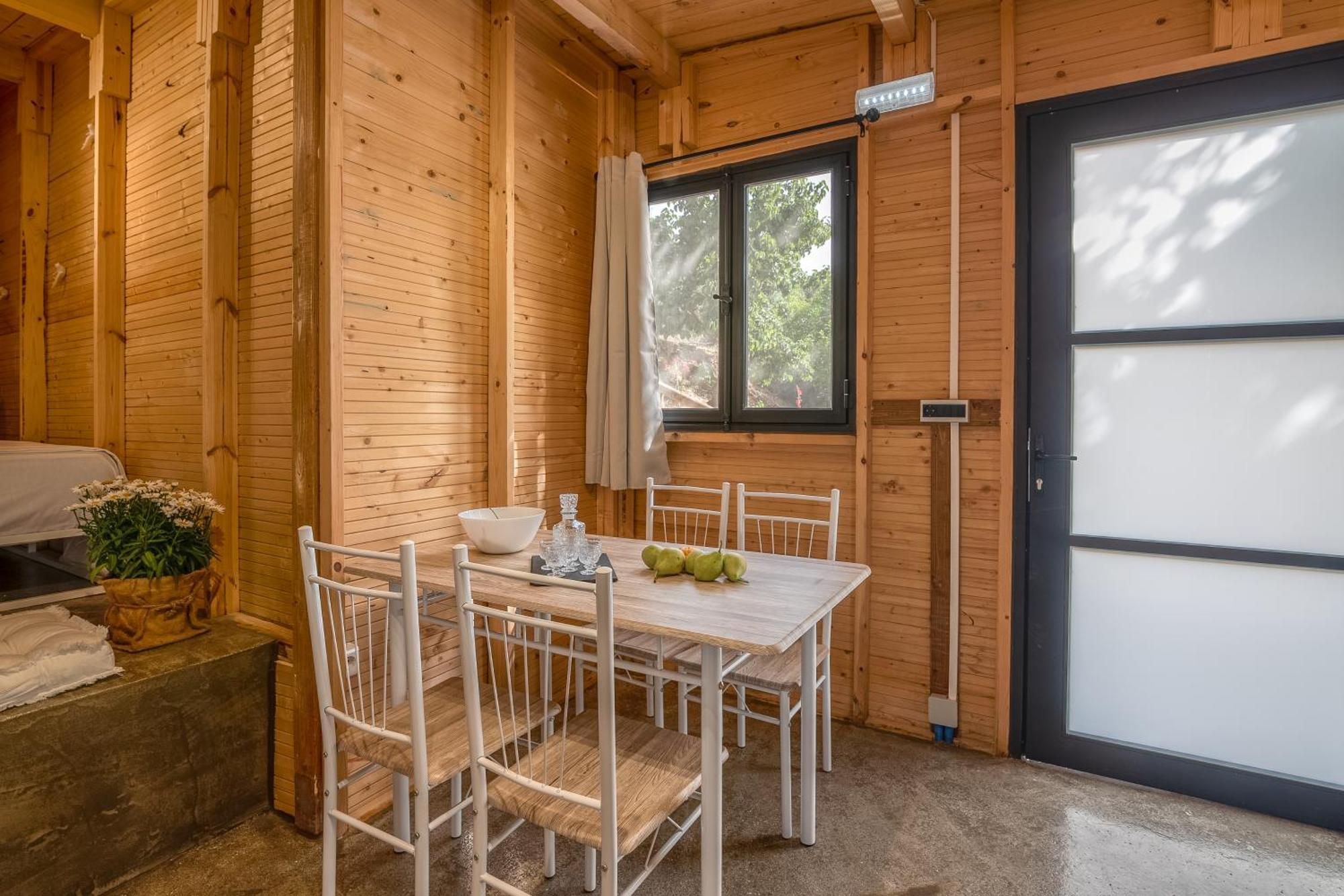 Wooden House Apartments Kalathenai 外观 照片